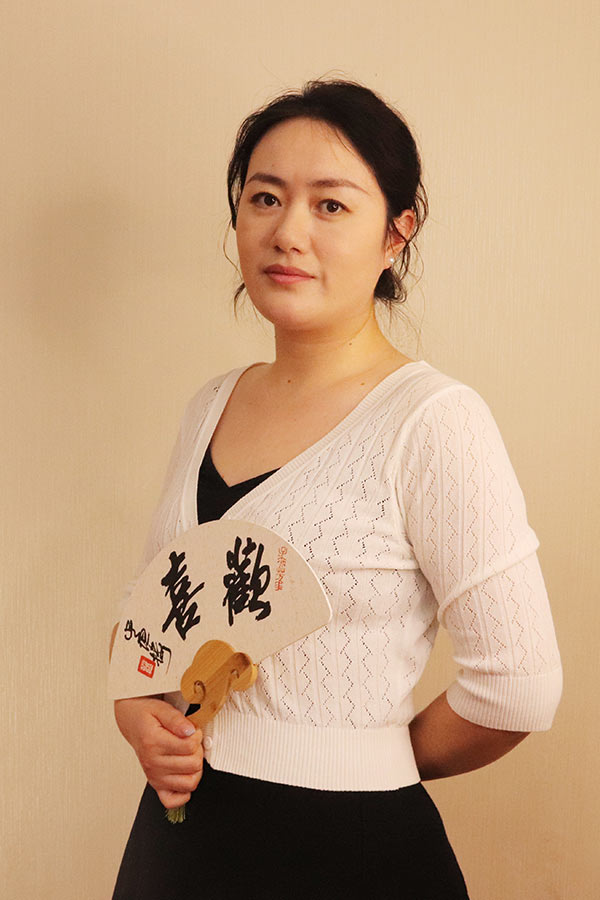 石泉石亚利 研究生学历,毕业于陕西师范大学
